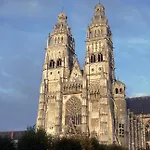 Le Saint Martin / Cathedrale *