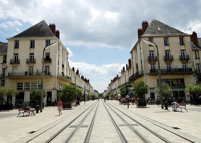 Le Saint Martin / Cathedrale Daire *